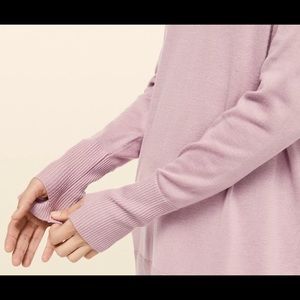 Lululemon oversized yoga/Pilates sweater. Size L. Back has keyhole opening.